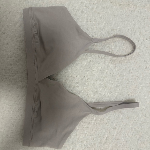 Aritzia contour Bralette - Picture 1 of 3